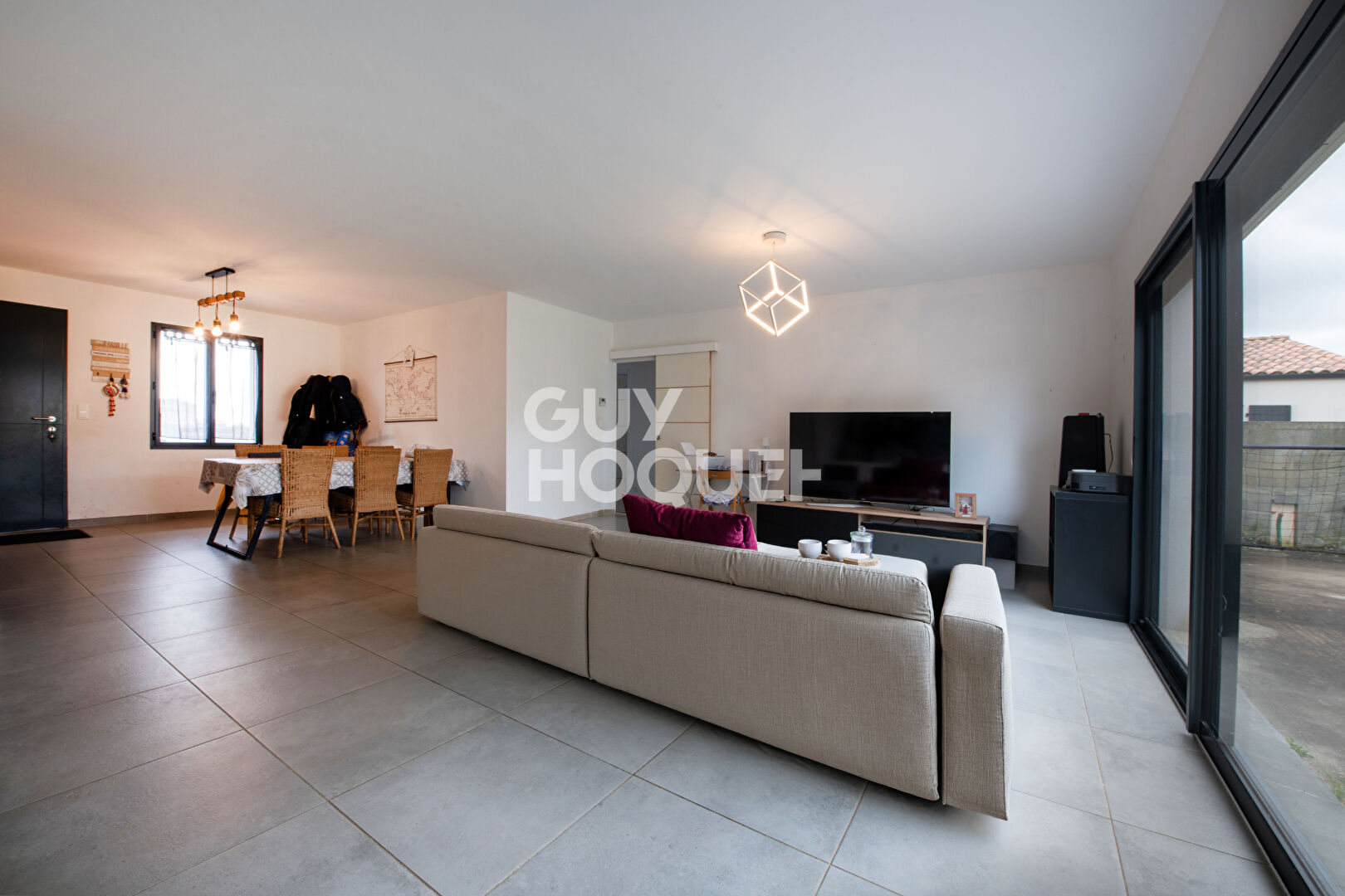 Maison récente 5 pièces à vendre à Villedoux - Exclusivité Guy Hoquet