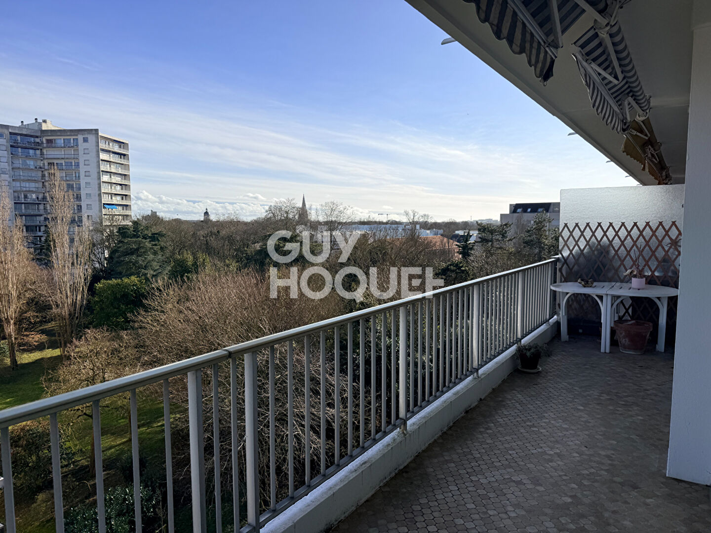Appartement 4 pièces à vendre à La Rochelle - Vue dégagée, garage et caves