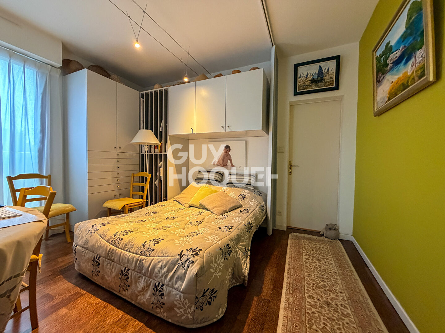 À vendre : Appartement spacieux de 5 pièces à La Rochelle avec 95m² de terrasses, garage, deux place de stationnement, deux caves  La Genette