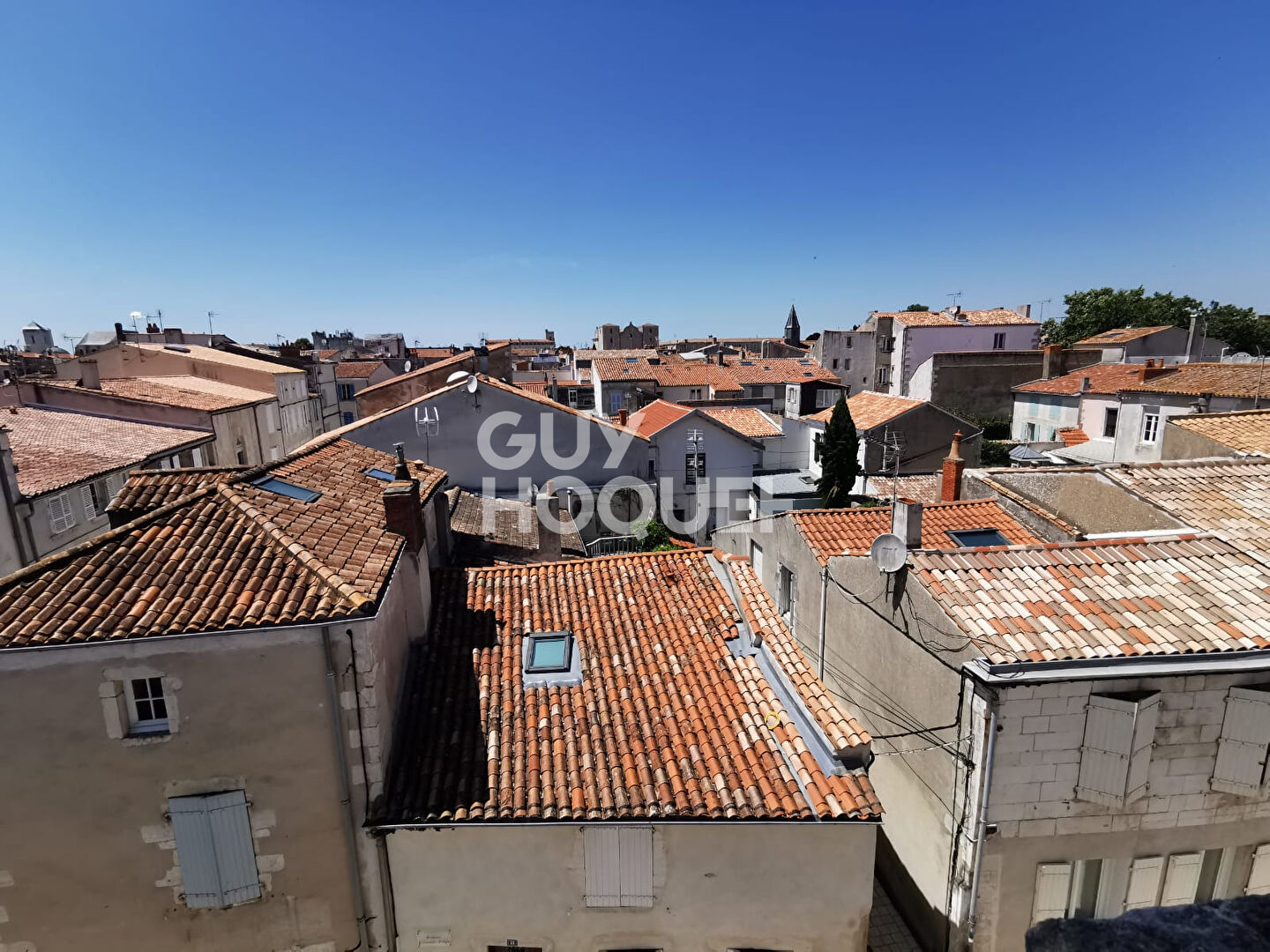 LOCATION d'un appartement T2 (41.5 m²) non meublé, à LA ROCHELLE