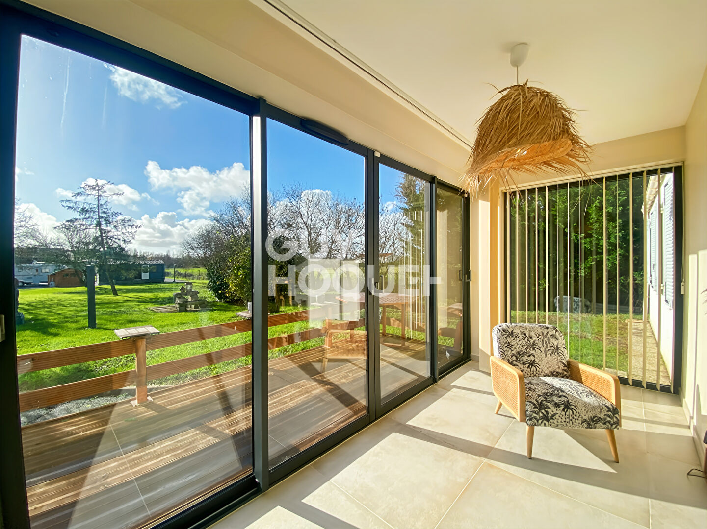 Maison Sainte Soulle 5 pièce(s) 133,34 m2  - Installez votre activité : Maison de plain-pied + Hangar + Terrain constructible 3 600 m²