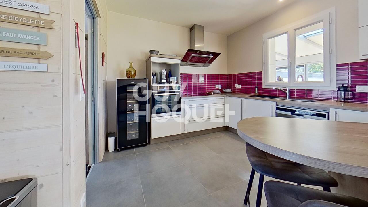 VILLEDOUX : maison 6 pièces  (146 m²) en vente