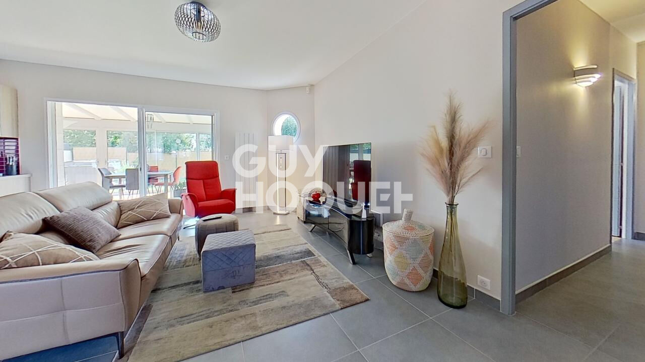 VILLEDOUX : maison 6 pièces  (146 m²) en vente