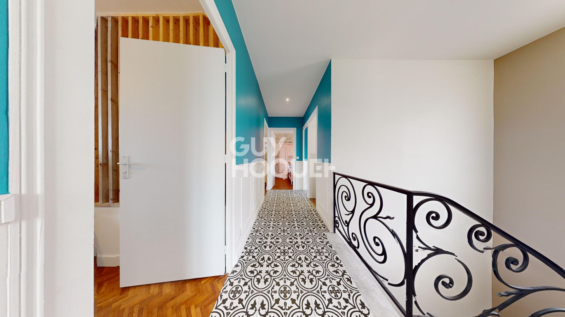 Maison d'exception à vendre à Cire d'Aunis - Un havre de paix rénové avec piscine