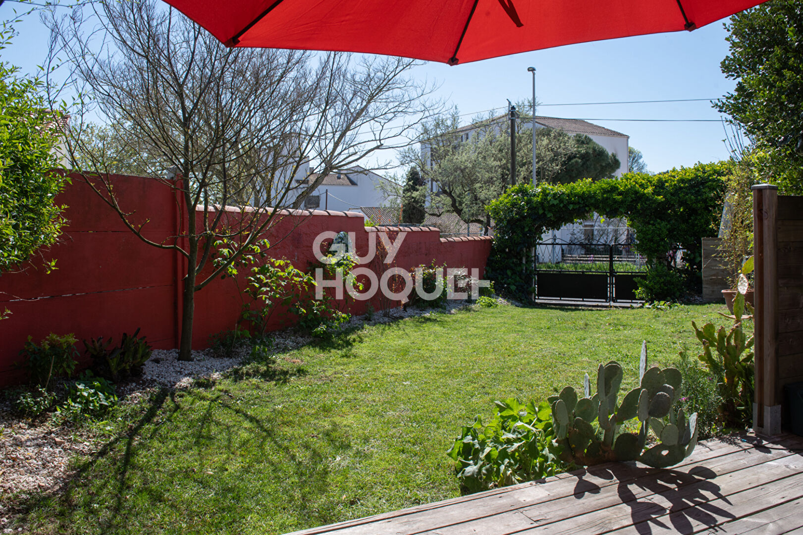 Maison à Vendre avec aperçu sur Mer à La Rochelle - Réf 8488