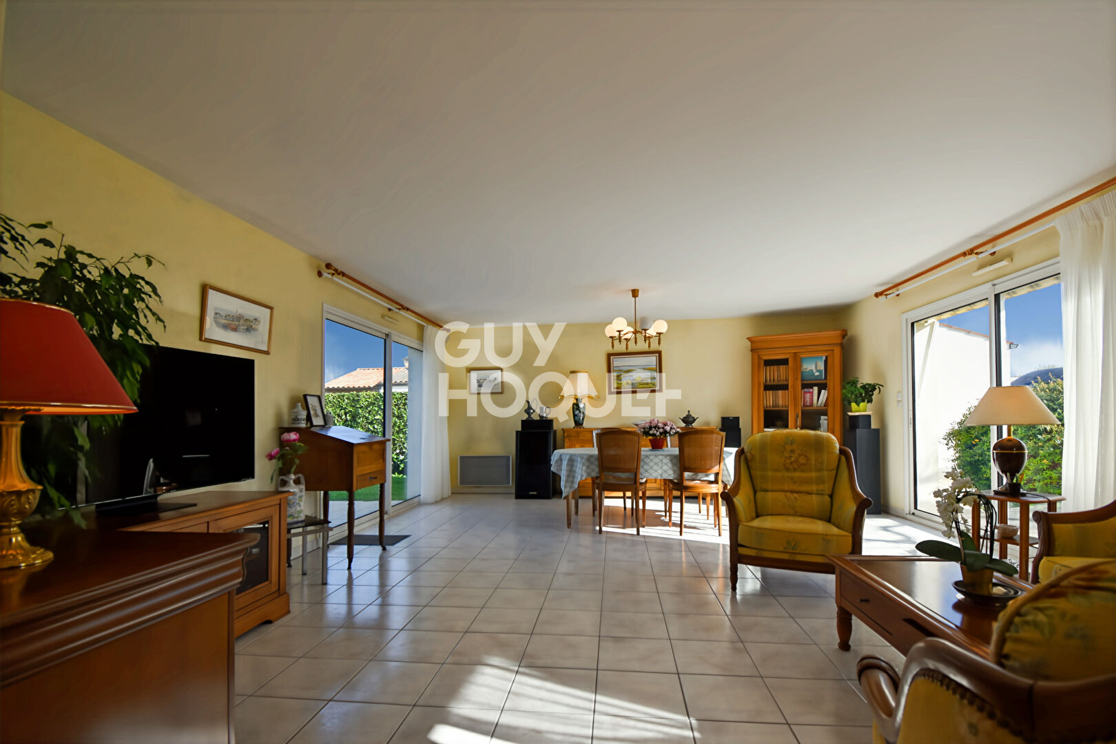 Charmante maison 5 pièces à vendre à Sainte Soulle - Lumineuse et spacieuse !