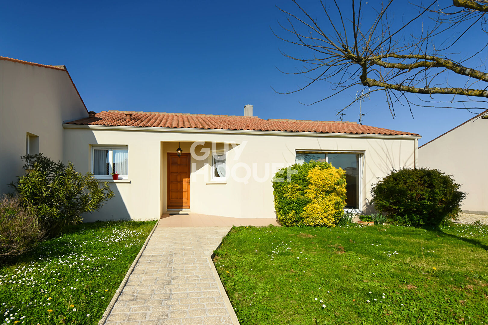 Charmante maison 5 pièces à vendre à Sainte Soulle - Lumineuse et spacieuse !