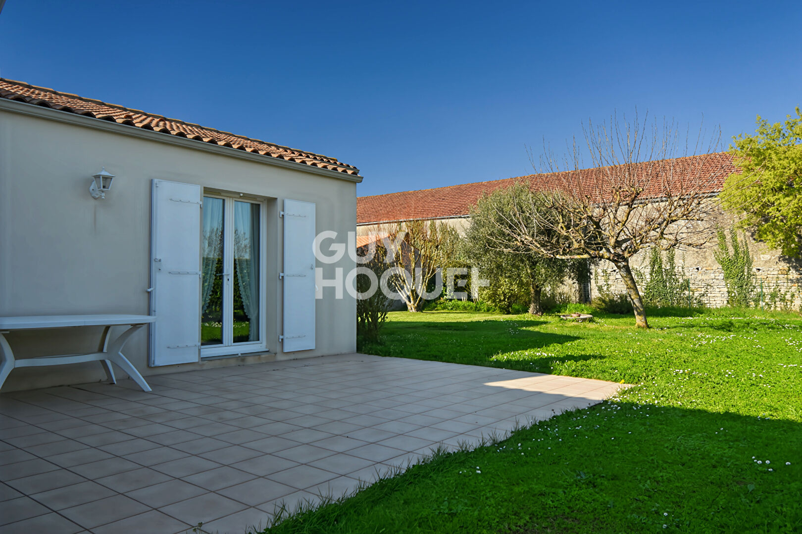 Charmante maison 5 pièces à vendre à Sainte Soulle - Lumineuse et spacieuse !