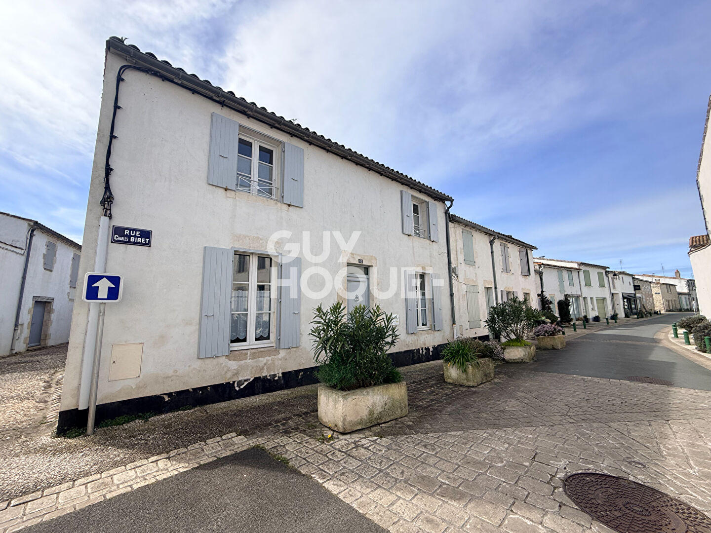 Maison 5 pièces à vendre à La Flotte, secteur Port, plein sud