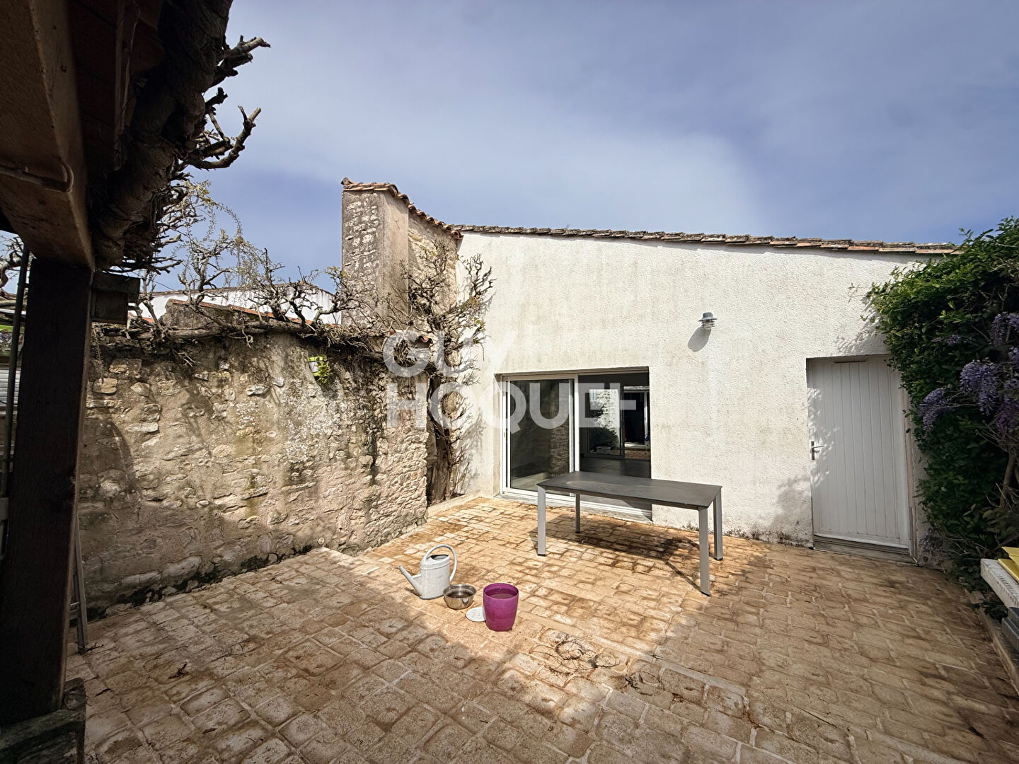 Maison 5 pièces à vendre à La Flotte, secteur Port, plein sud