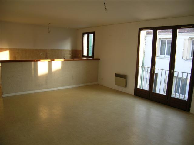 A PROXIMITE DES REMPARTS