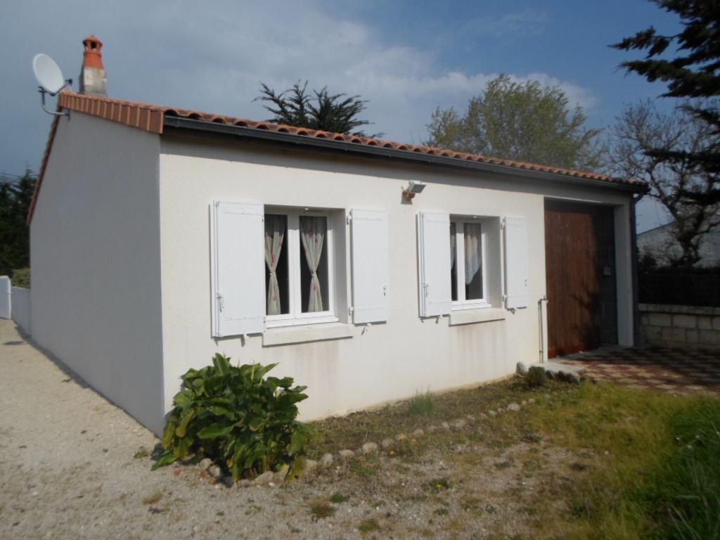 Proche marché et plage