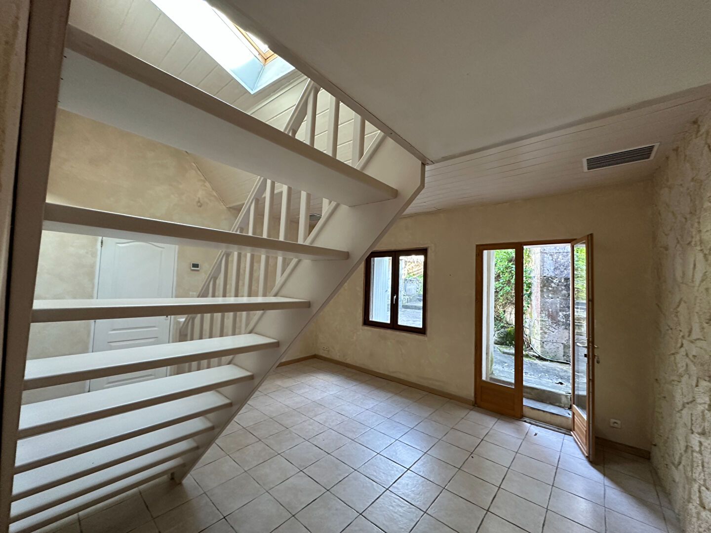 Maison  4 pièce(s) 100m2