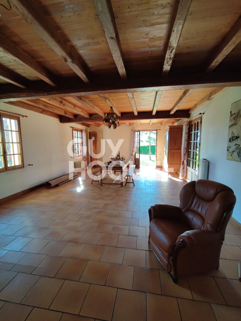 Maison  5 pièce(s) 133.69 m2