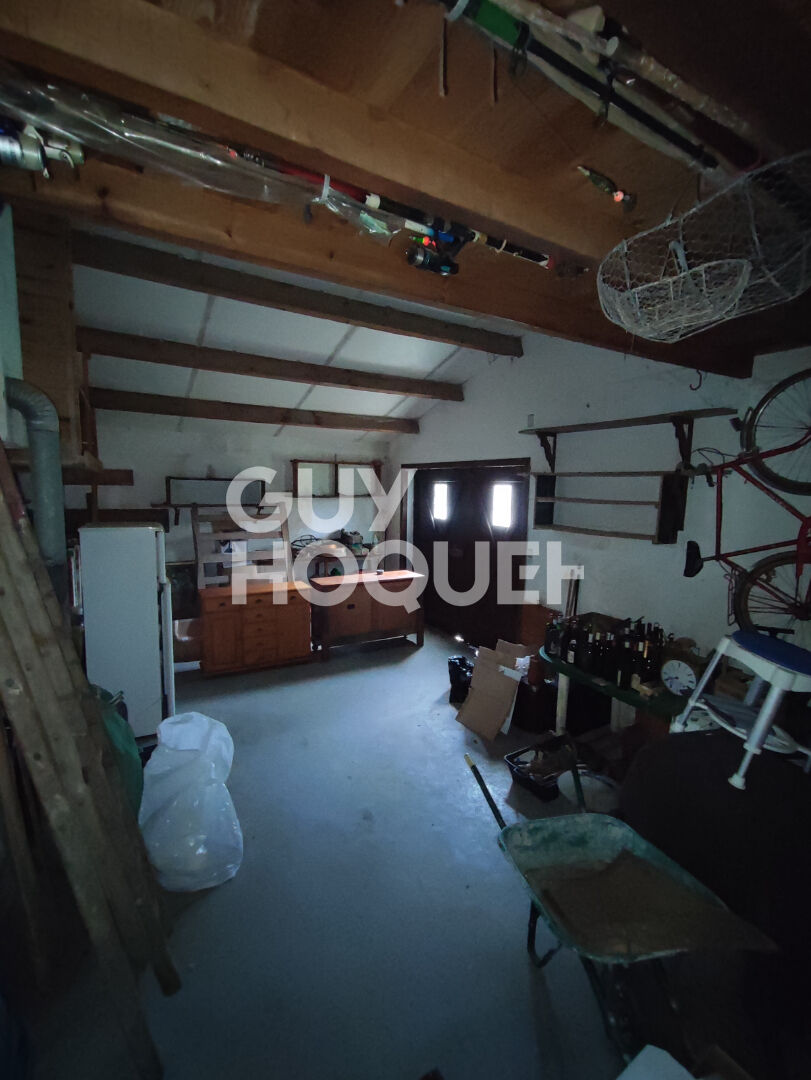 Maison  5 pièce(s) 133.69 m2