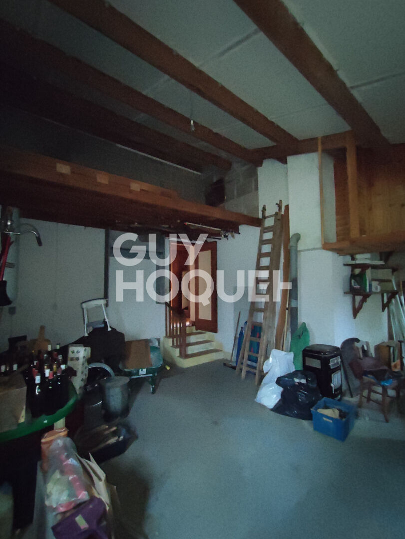 Maison  5 pièce(s) 133.69 m2