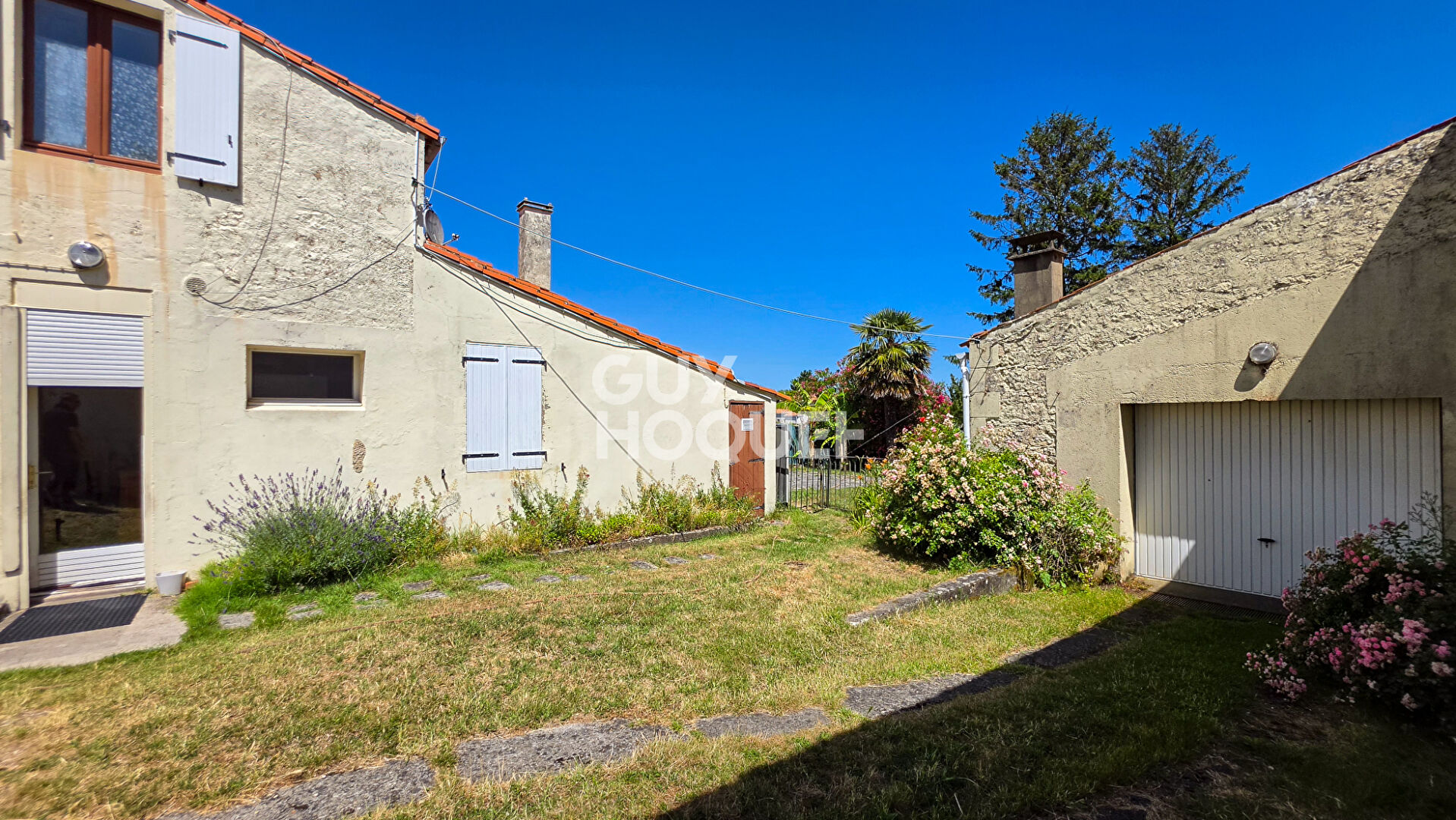 Maison de Ville de 153 m² avec Grand Jardin et Garage/Atelier