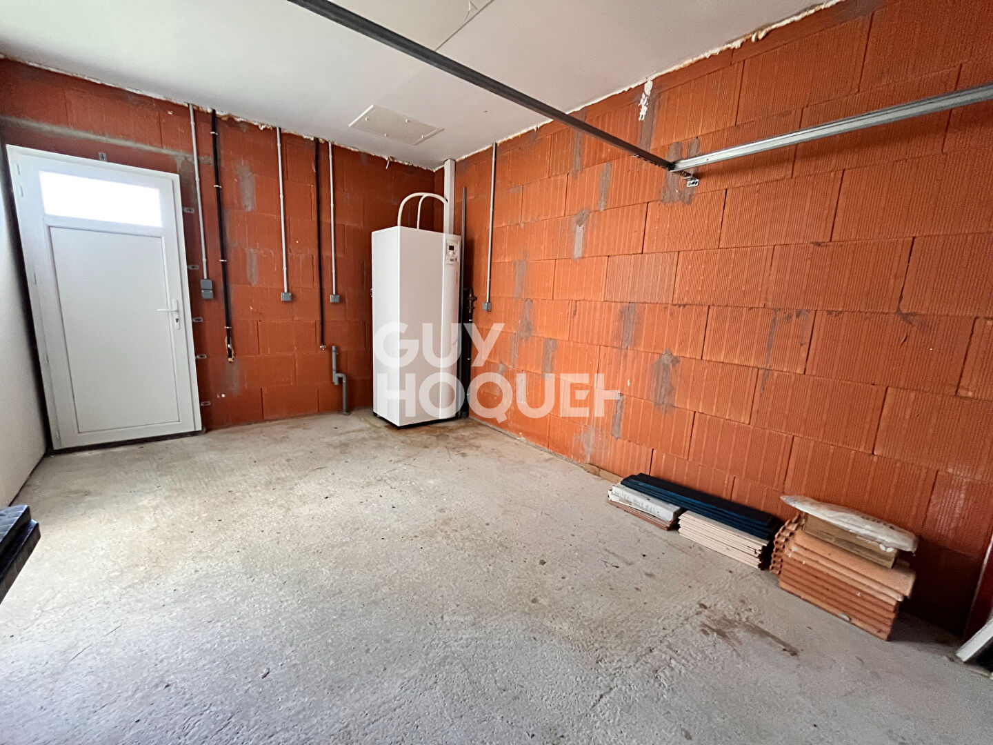 Maison LES MATHES de plain pied à proximité du centre ville