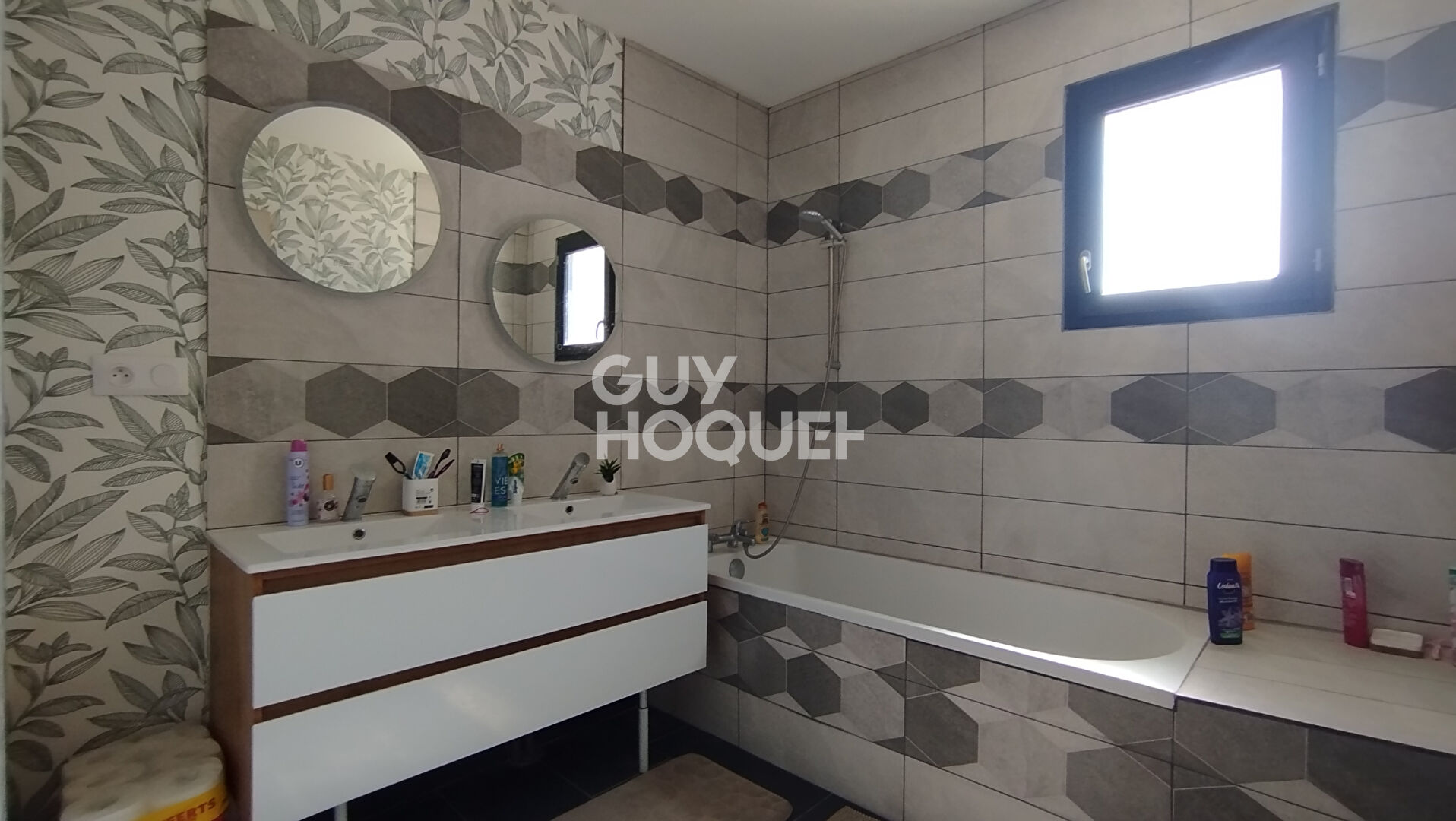 LES MATHES : maison de 6 pièces (149 m²) à vendre