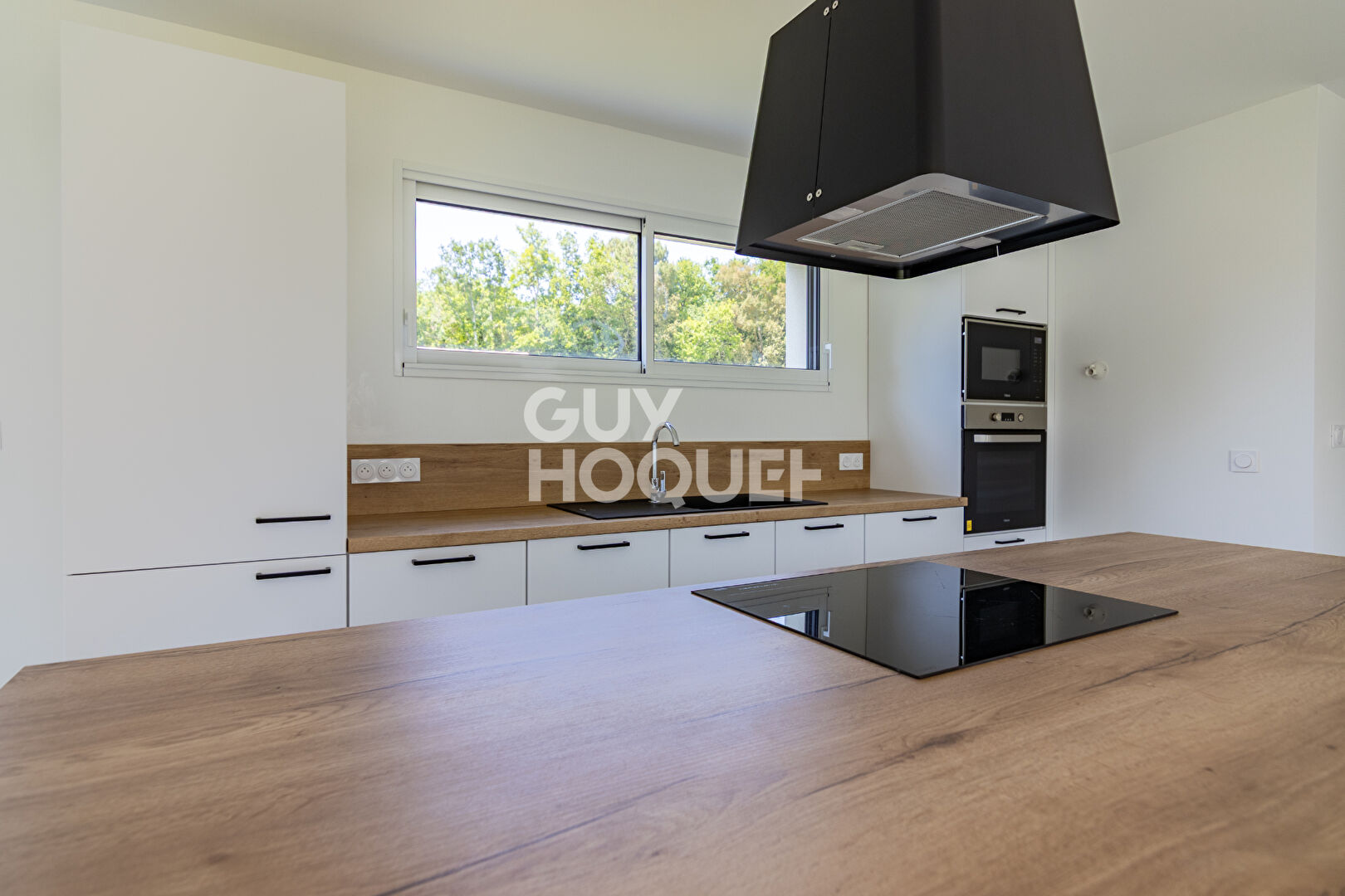 VILLA NEUVE DE STANDING AUX MATHES - ESPACE, LUMIÈRE ET CONFORT MODERNE