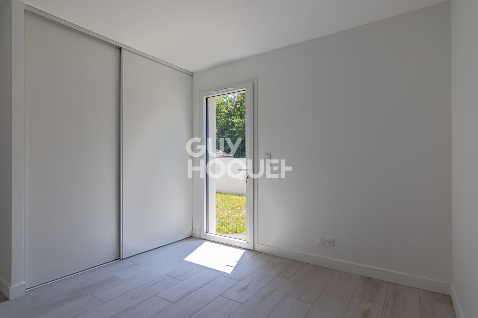 VILLA NEUVE DE STANDING AUX MATHES - ESPACE, LUMIÈRE ET CONFORT MODERNE