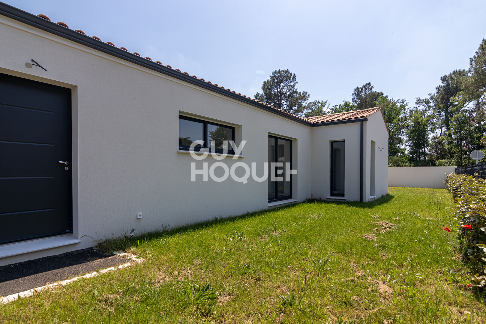 VILLA NEUVE DE STANDING AUX MATHES - ESPACE, LUMIÈRE ET CONFORT MODERNE