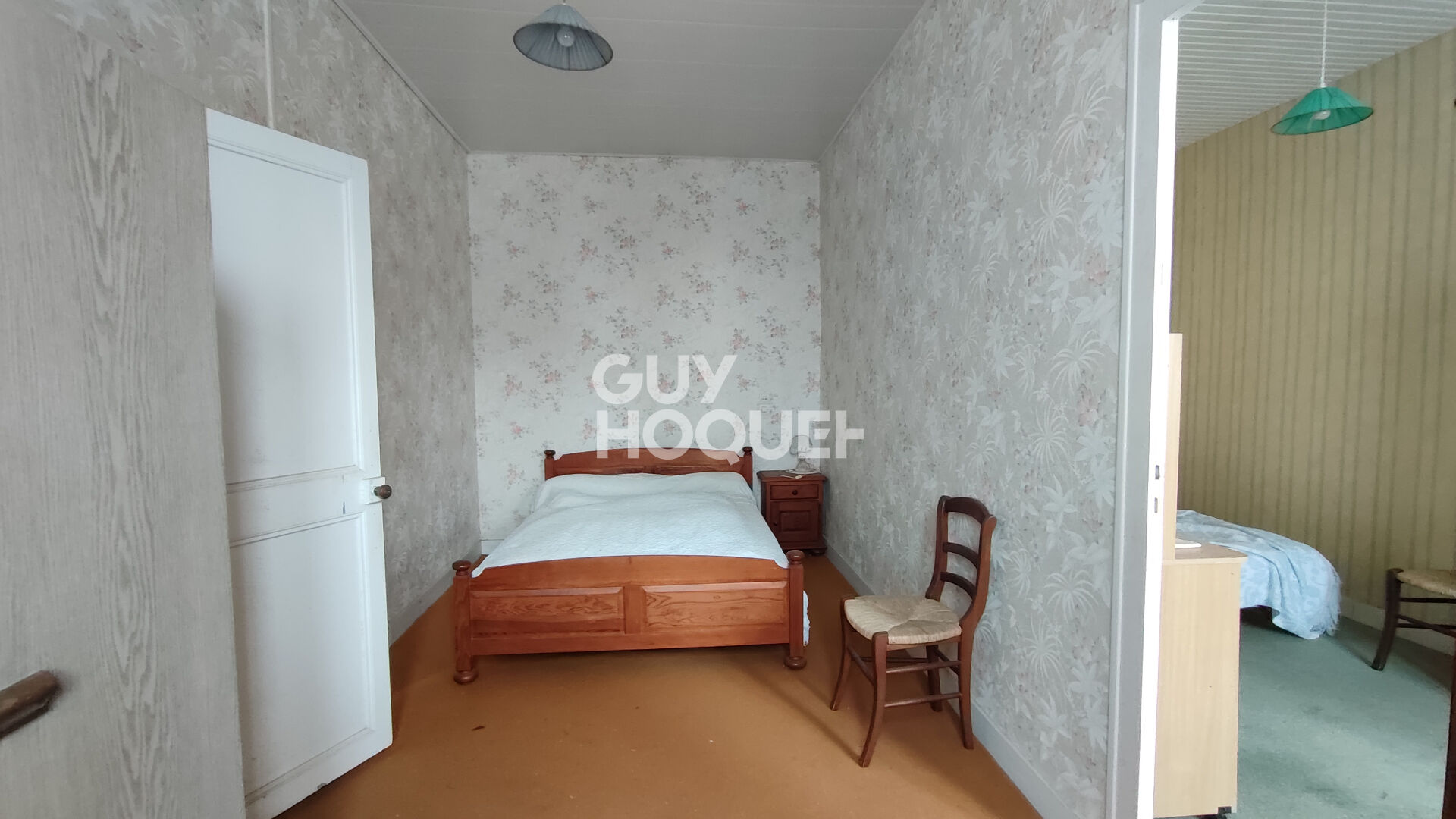 Ensemble immobilier et ses nombreuses dépendances