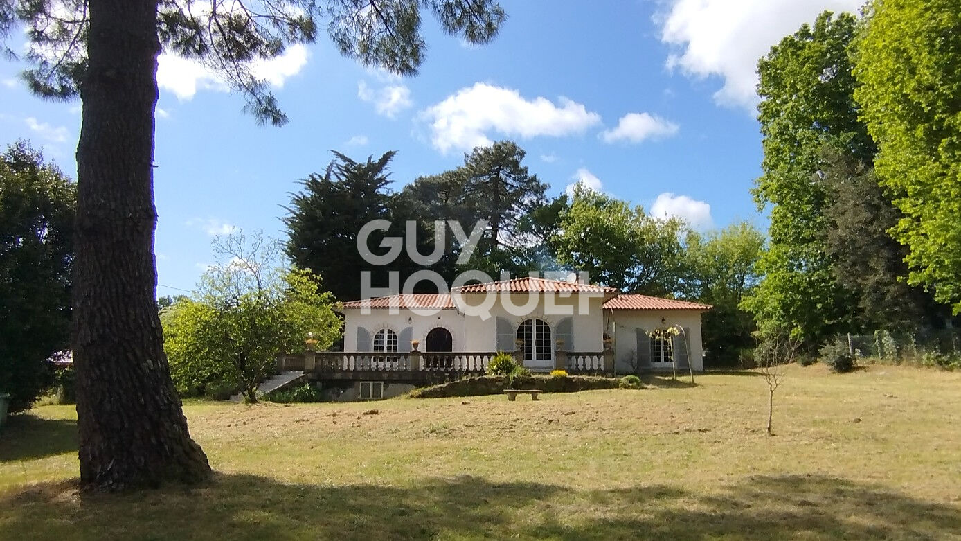 Maison rétro années 70' - Proximité des commerces LES MATHES (17570)