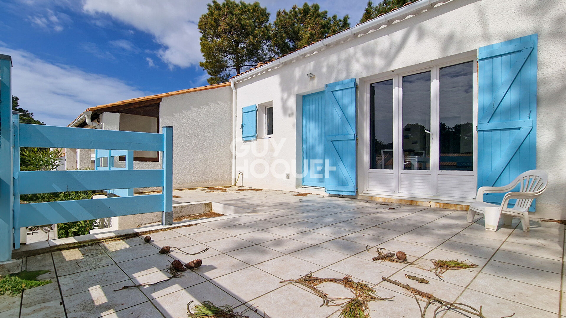 Maison à vendre à LA PALMYRE ((17570) - plain pied, 2 chambres, proche mer