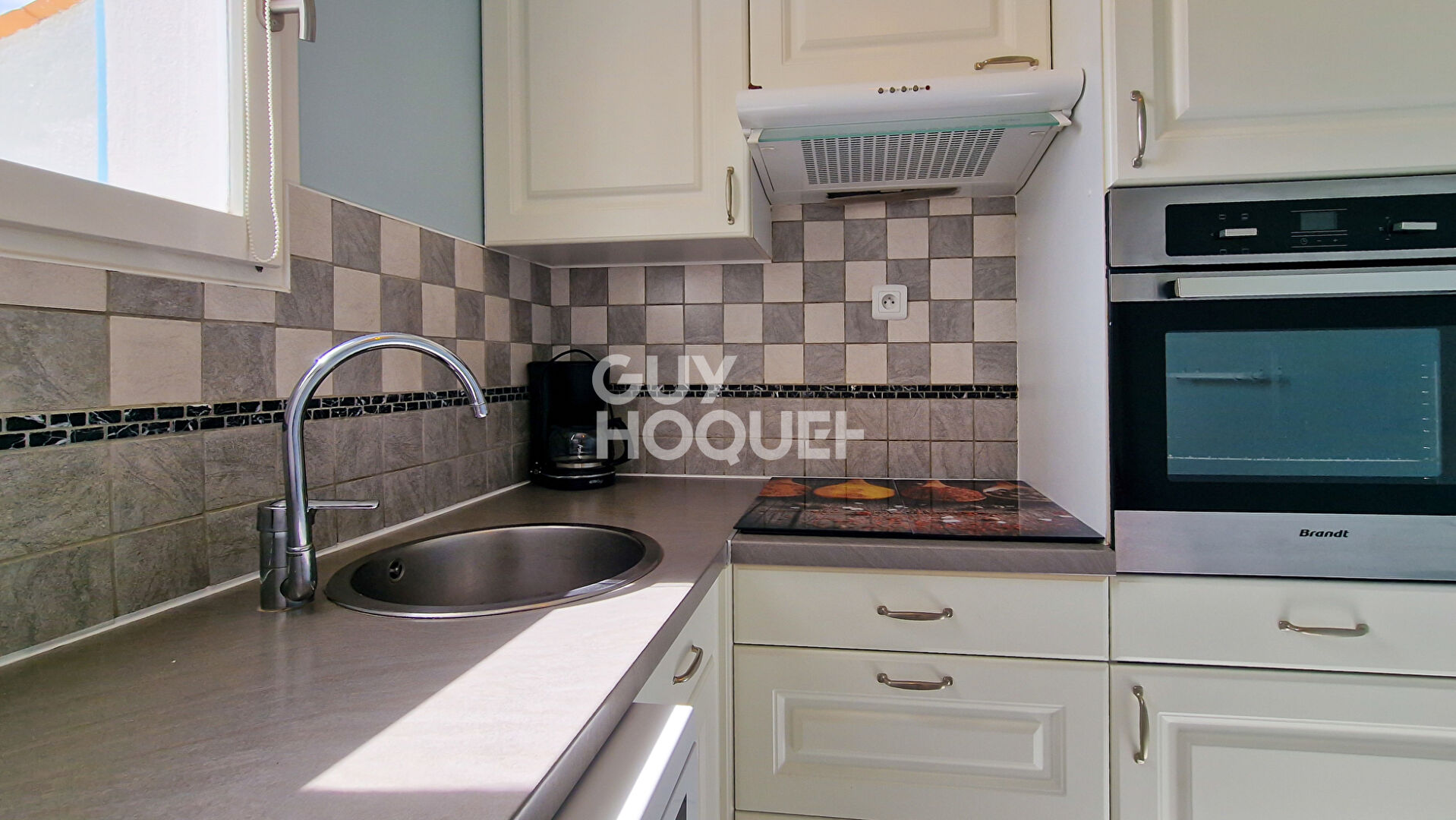 Maison à vendre à LA PALMYRE ((17570) - plain pied, 2 chambres, proche mer