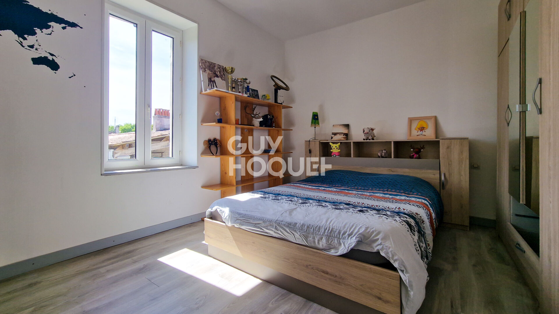 Maison à vendre à Etaules - 4 pièces, 3 chambres,.