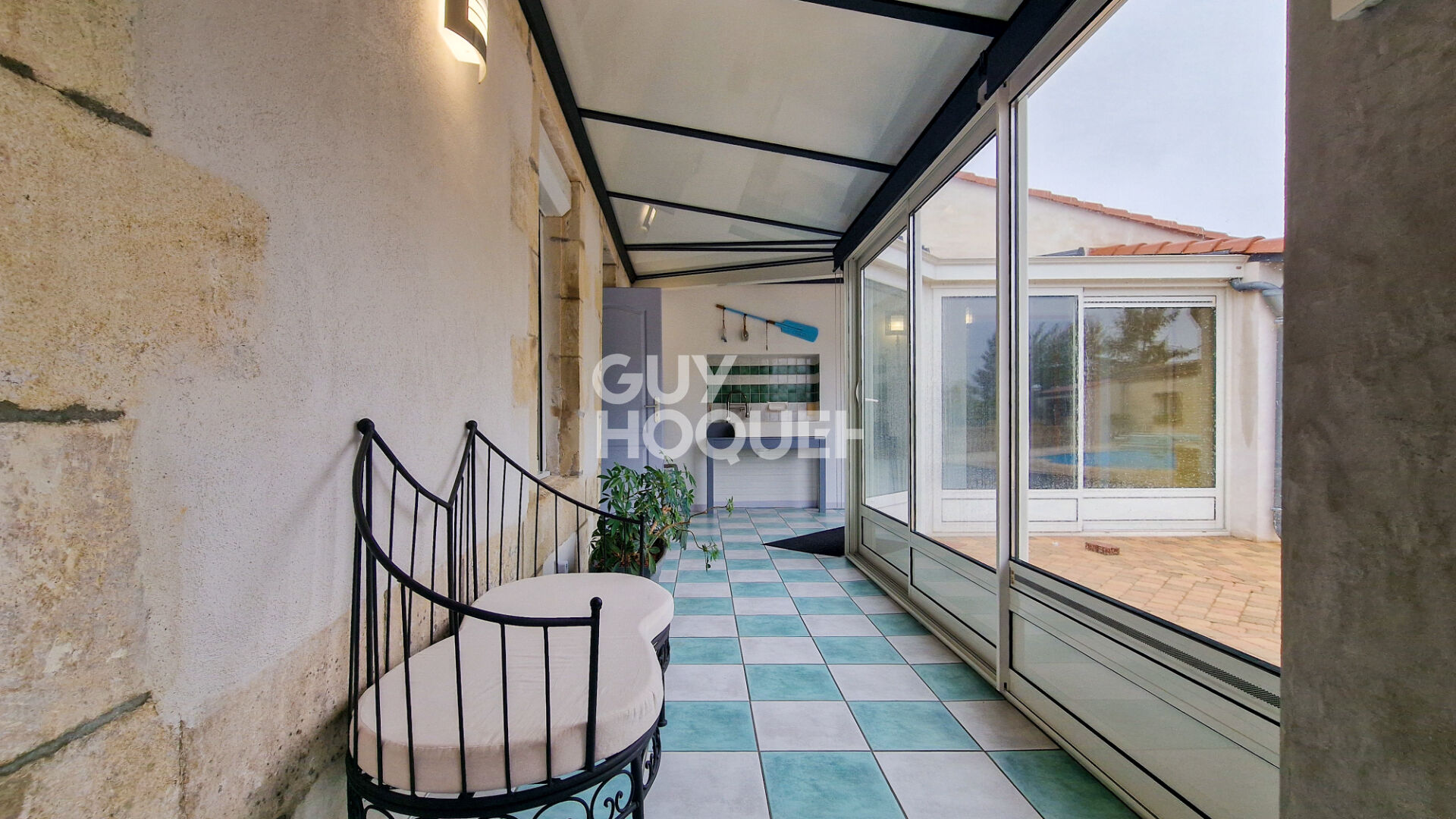 Maison à vendre à Arvert - 5 chambres, piscine chauffée et jardin spacieux