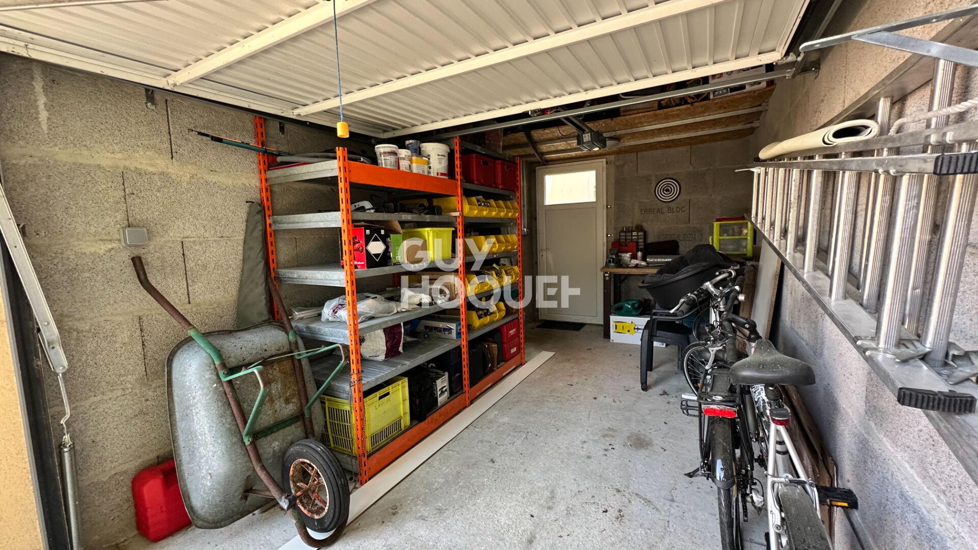 Maison moderne à vendre à Etaules - 3 chambres, jardin et garage