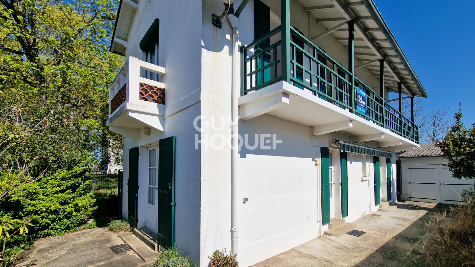 Exclusivité : Maison de caractère à 20 mètres de l'océan ? Ronce-les-Bains