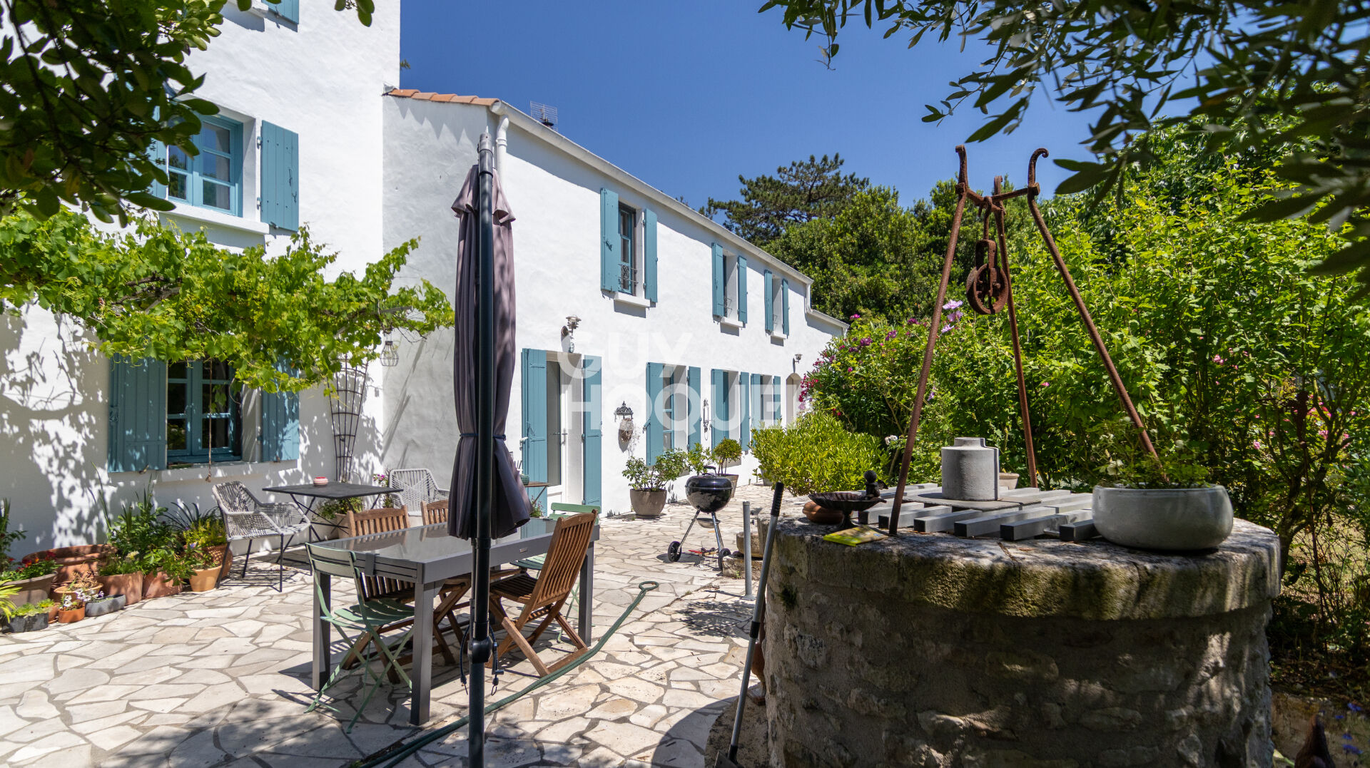 Maison d'exception à vendre à Chaillevette - 680 500 