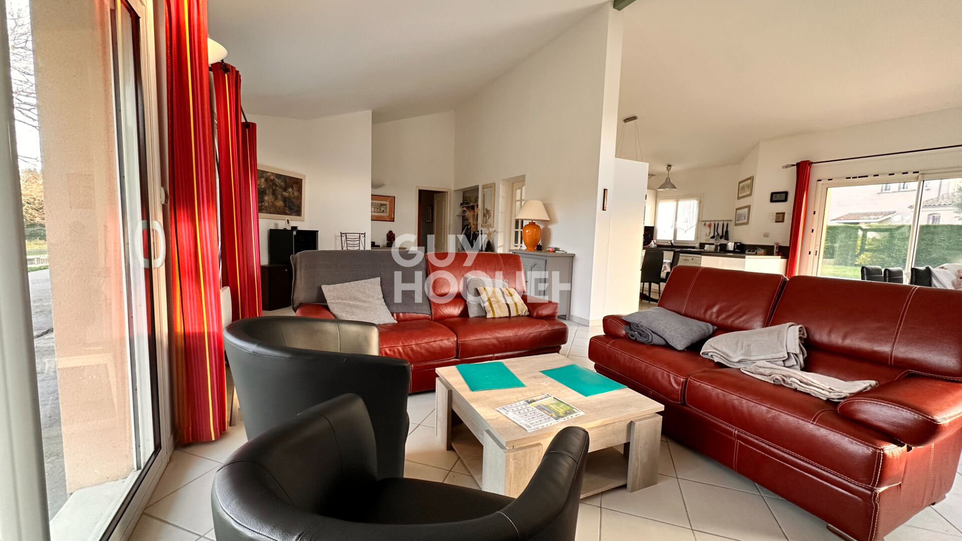 Maison d'exception LES MATHES - 6 pièces avec piscine