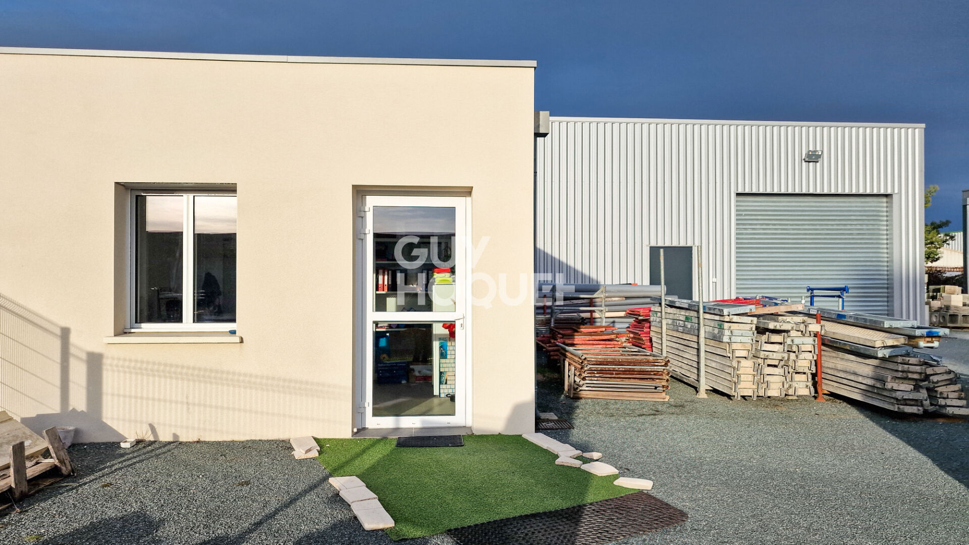 Entrepot et bureau La Tremblade 222 m2