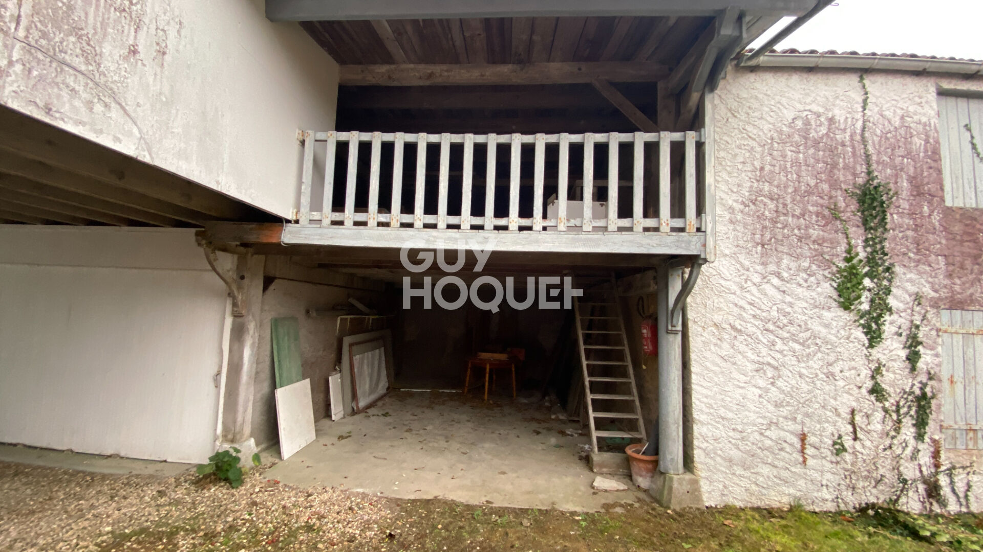 Maison à vendre à ARVERT - 5 pièces, 4 chambres, 181300 