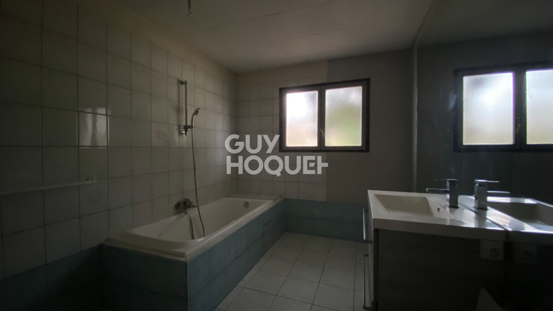 Maison à vendre à ARVERT - 5 pièces, 4 chambres, 181300 