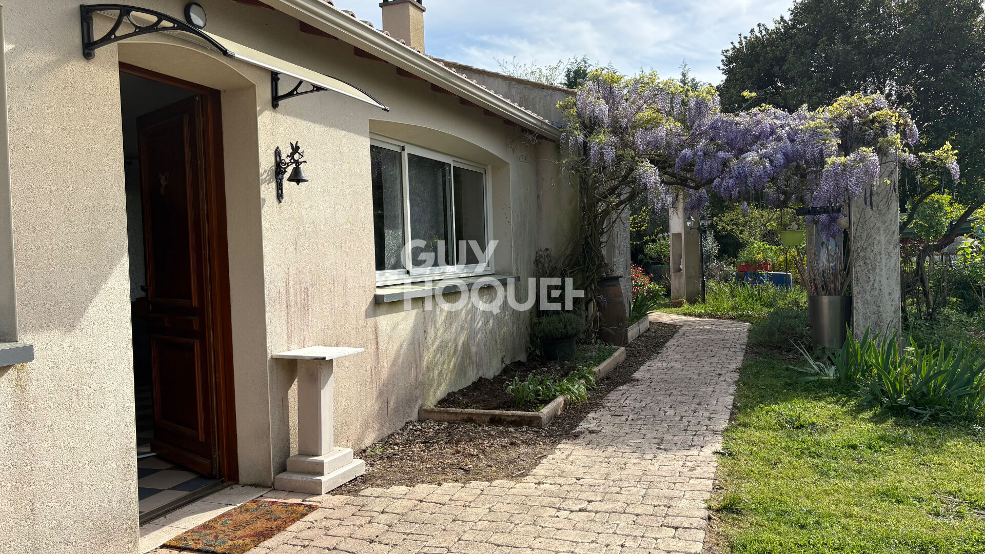 Ensemble immobilier à vendre aux Mathes (17570) - Double habitation proche plages et centre-ville