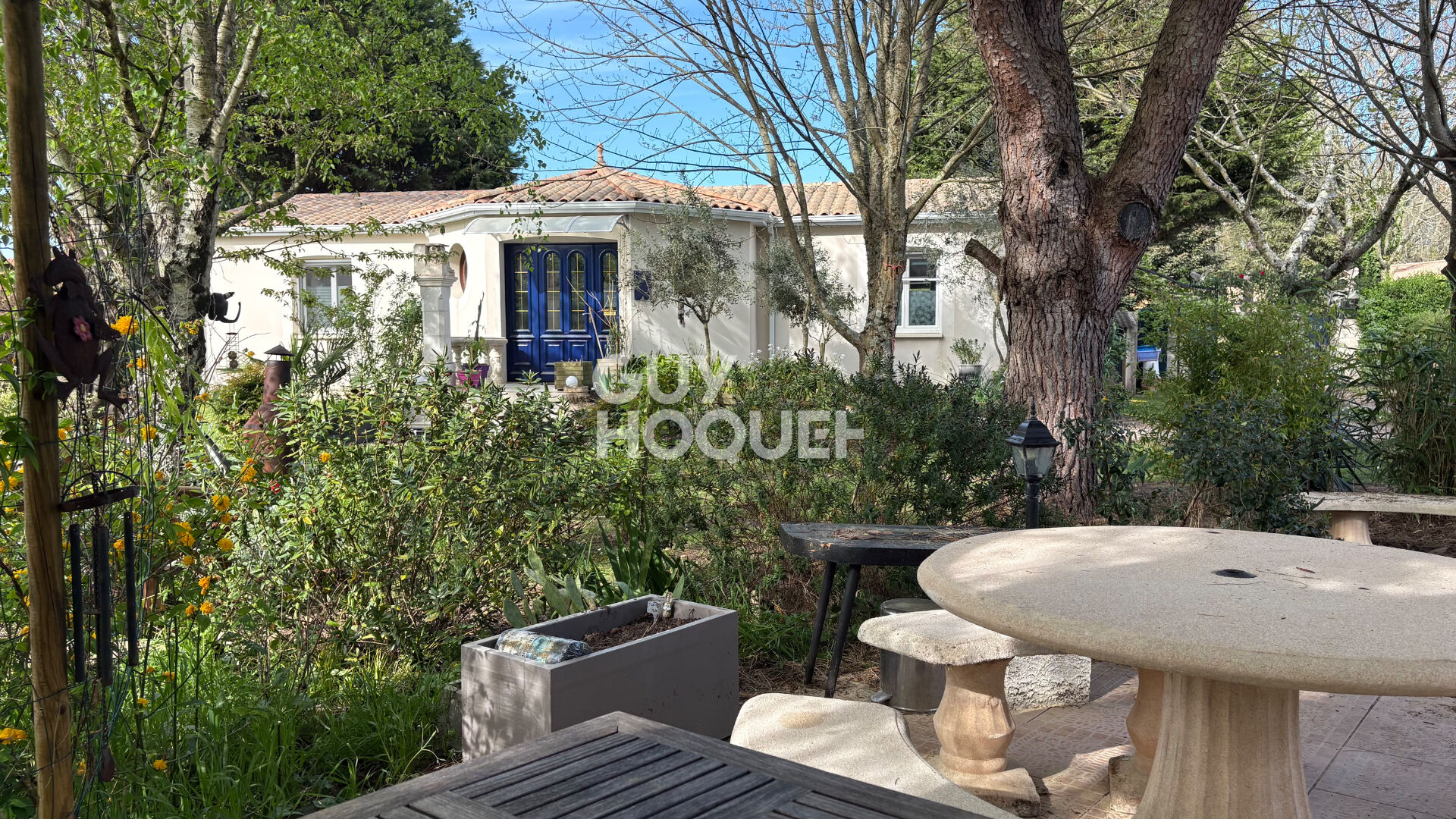 Ensemble immobilier à vendre aux Mathes (17570) - Double habitation proche plages et centre-ville
