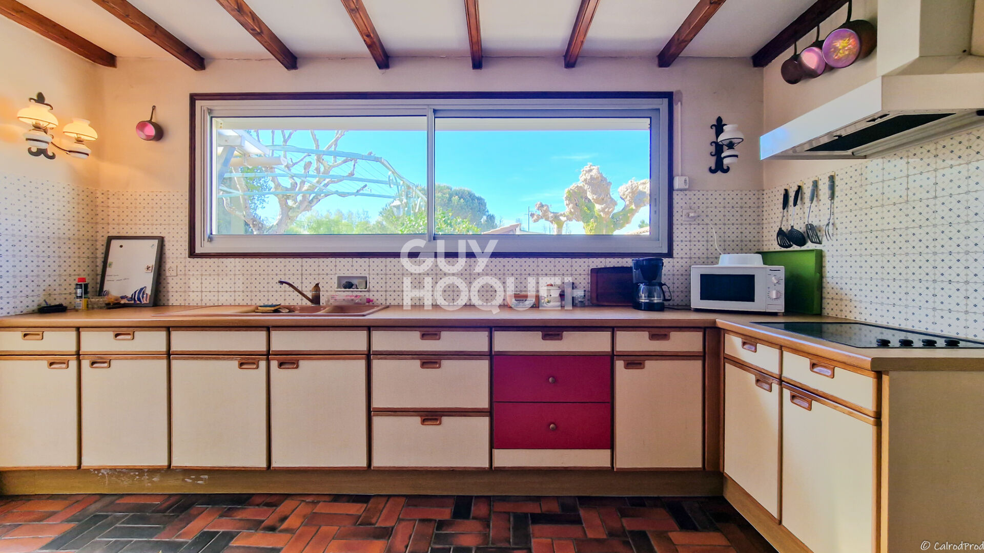 Exclusivité - Maison avec piscine et dépendances à La Tremblade