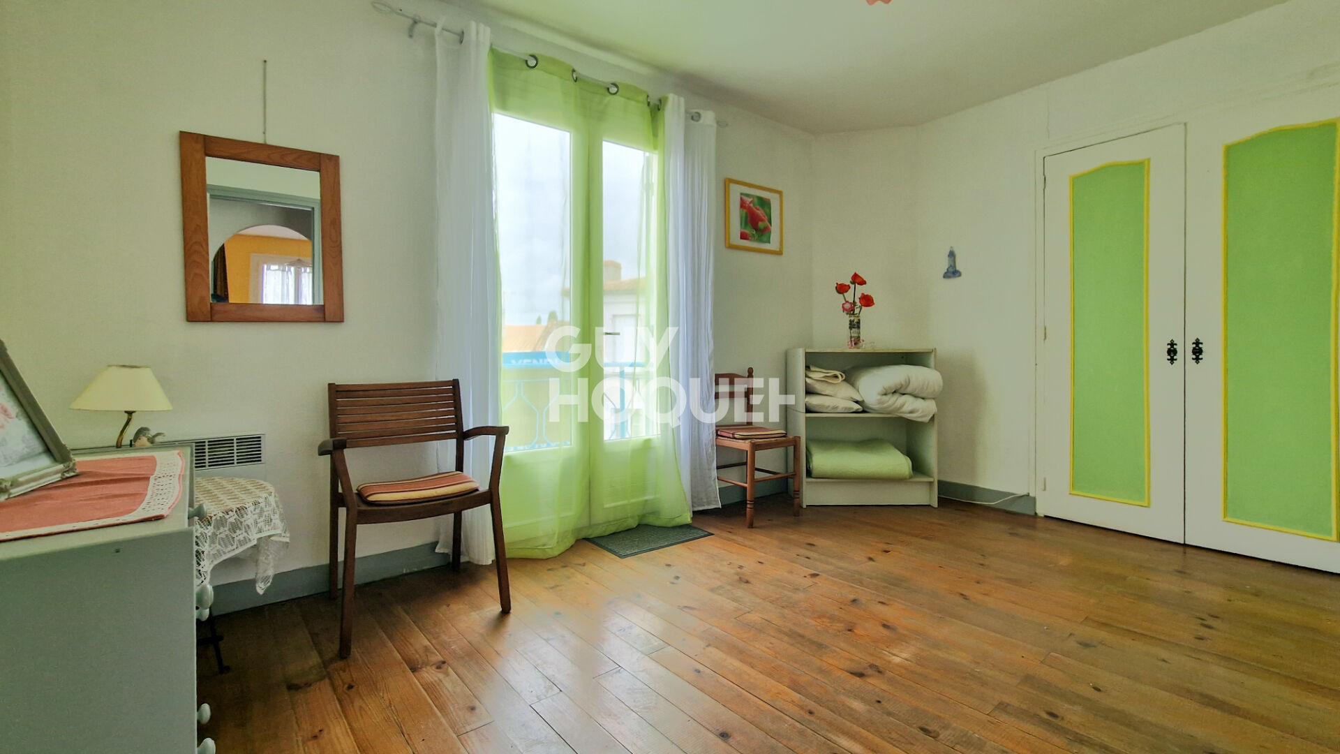 Maison Familiale Spacieuse avec Double Garage  à ARVERT