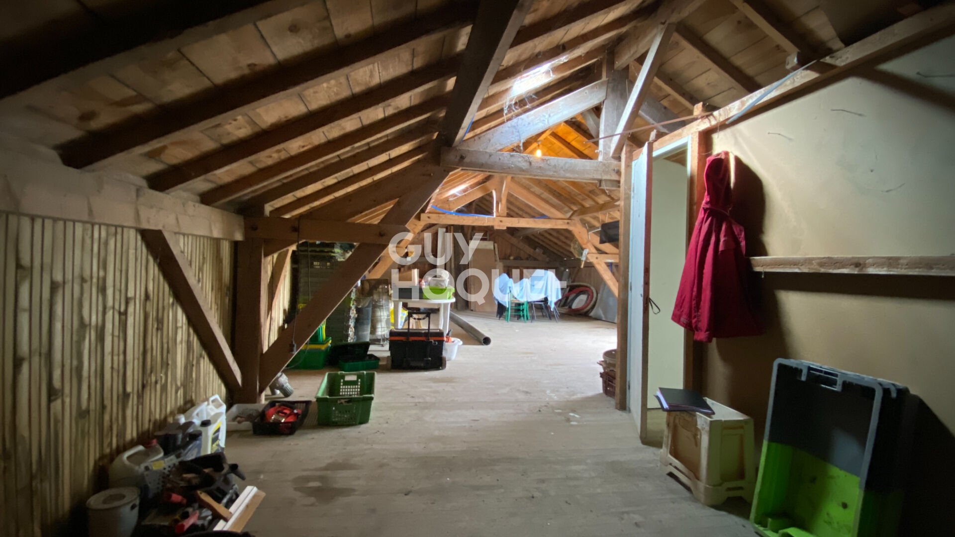 Batiment ostréicole avec claires