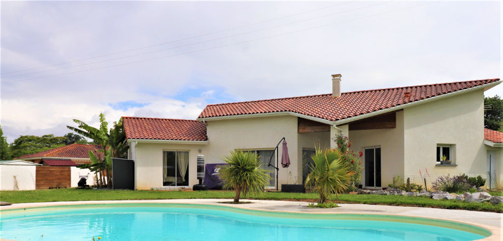 Vente d'une maison F5 à AMOU