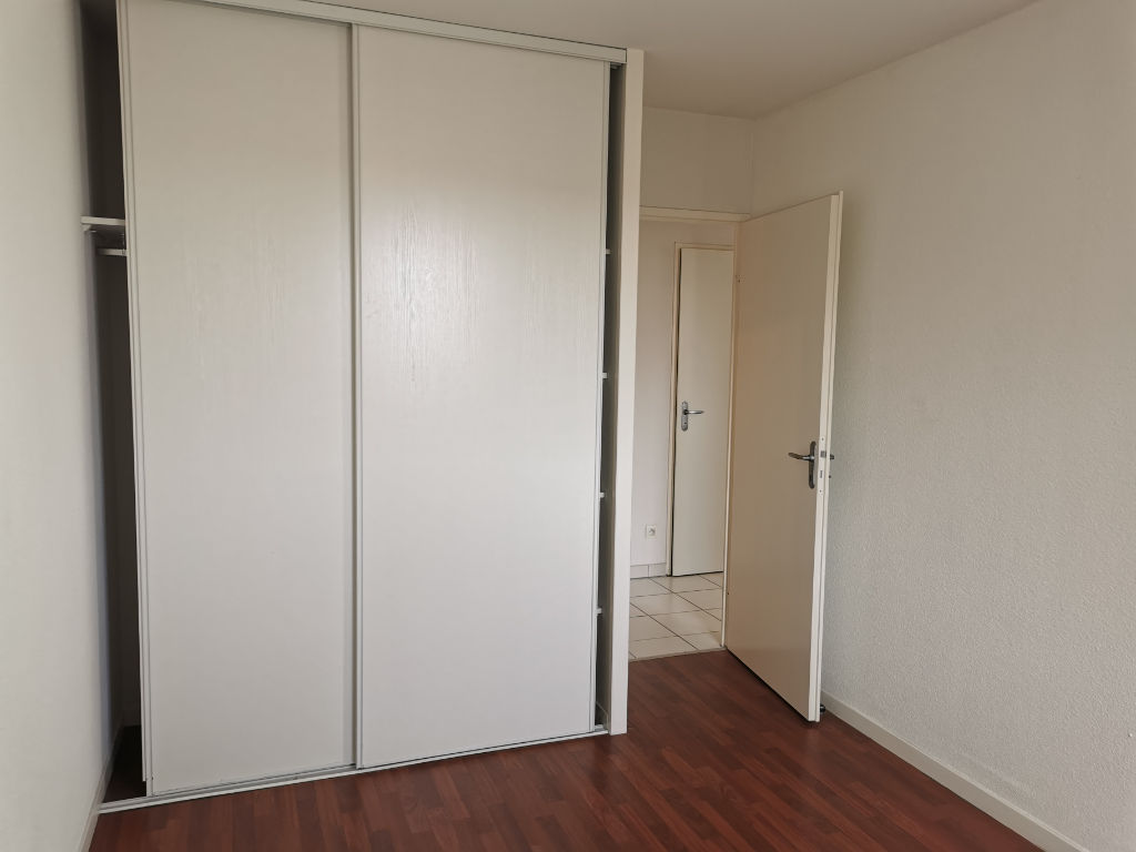 LOCATION d'un appartement F3 (55 m²) à ORTHEZ
