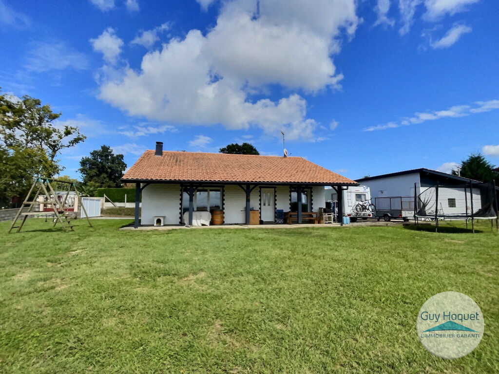 Maison proche PEYREHORADE avec double garage et vue Pyrénées