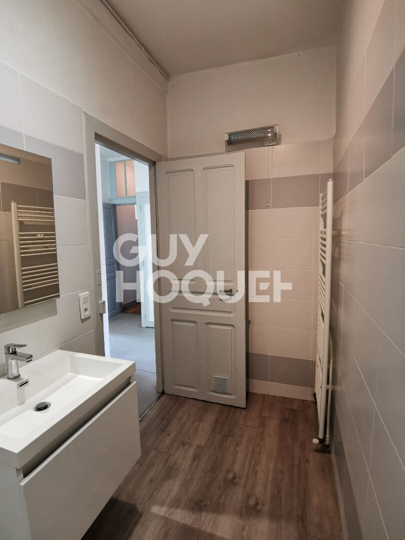 LOCATION : appartement F2 (54 m²) à ORTHEZ