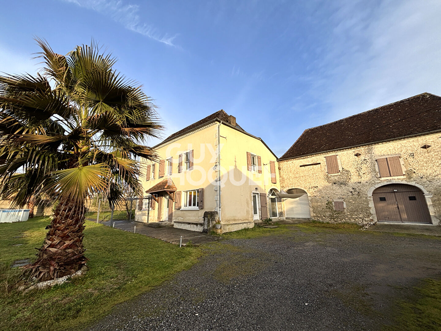 Maison avec dépendances sur Orthez