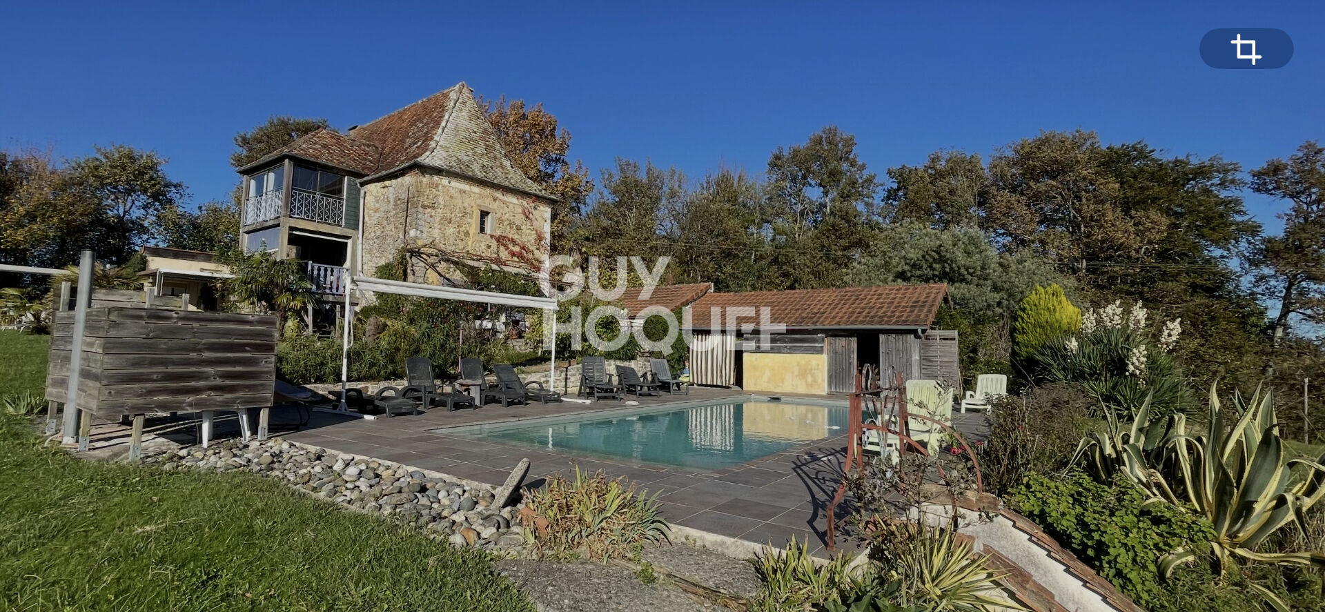Maison d'exception à vendre à Sauvelade - 7 pièces, 4 chambres